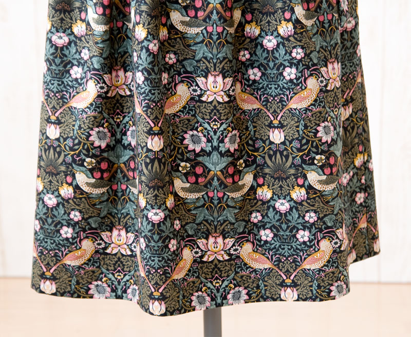moda Japan ウィリアム・モリス ストロベリー・シーフ 仕立て 和モダン 巻きスカート